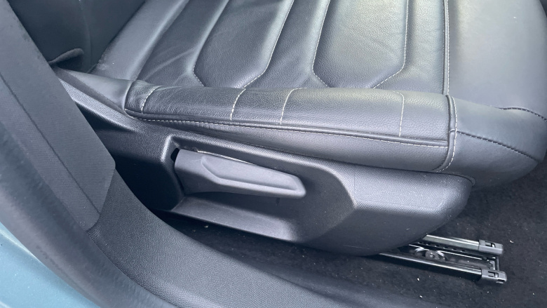 Citroen C4 100kW Shine Plus 50kWh 5dr Auto Electric Hatchback